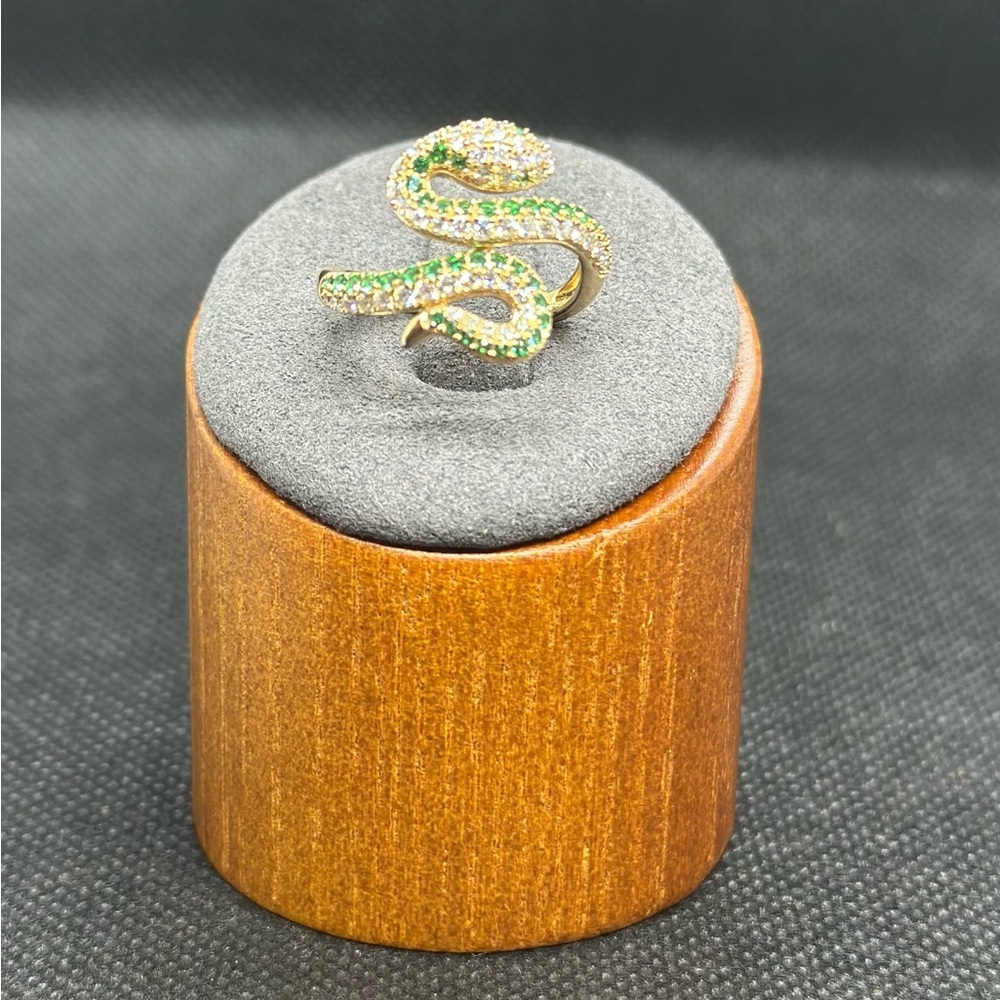 Snake moissanite ring